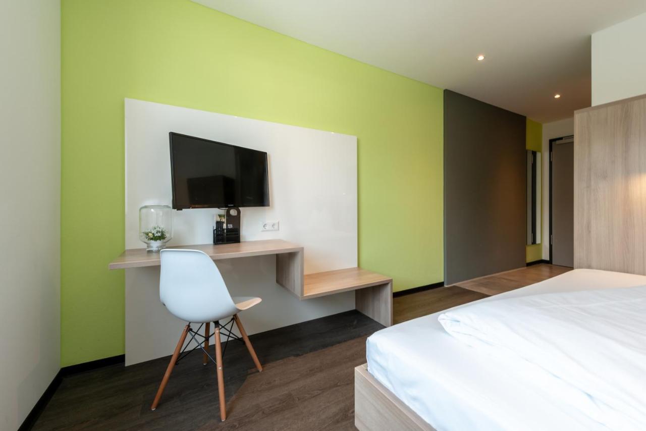A2 Hotels Denkendorf - Airport & Messe Kültér fotó
